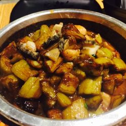 南京云渡餐廳石鍋鮑魚雞粒茄子實測評析 口味與用戶體驗深度解析